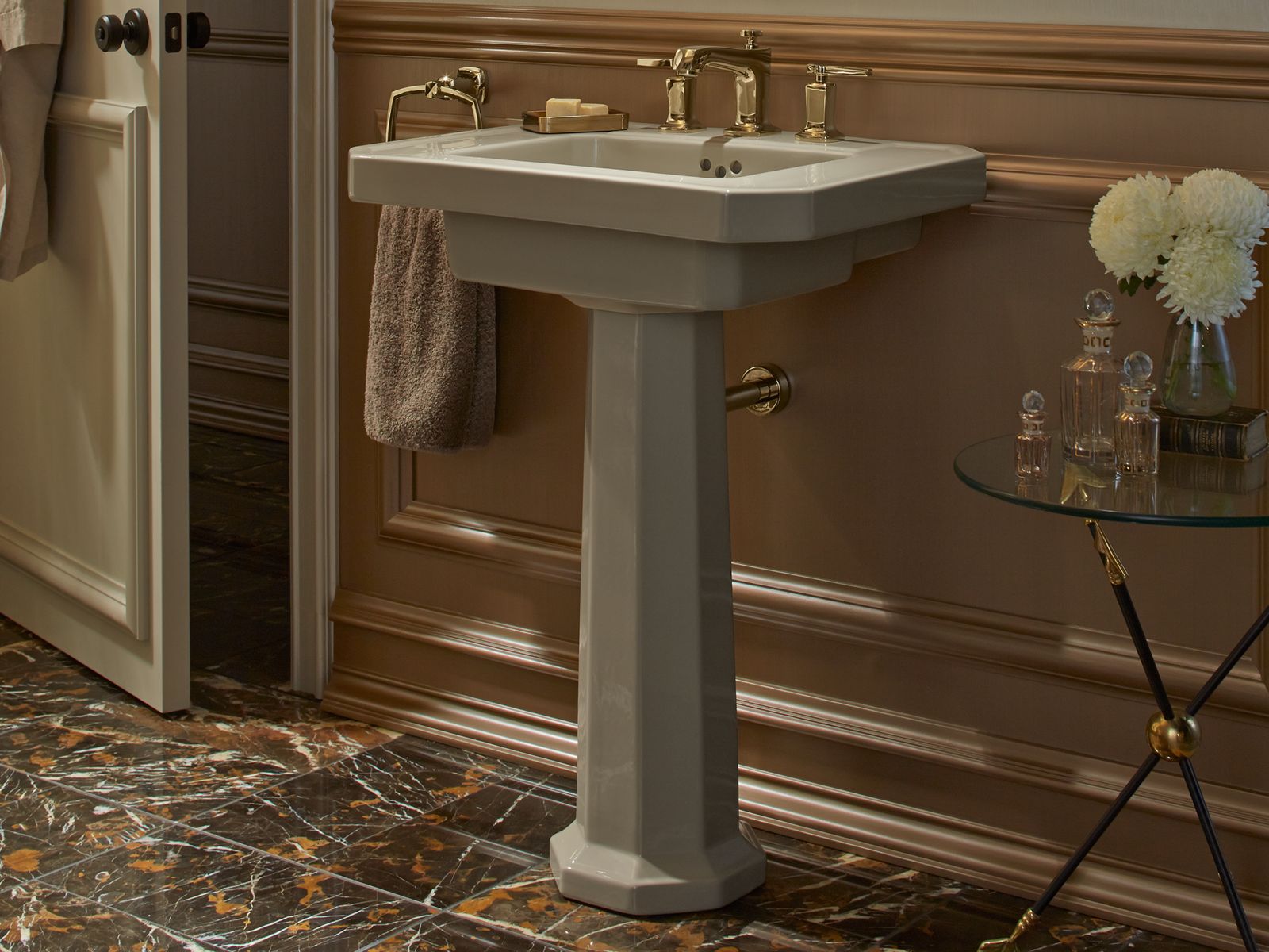 28214-kathryn-pedestal-bathroom-sink-with-8-widespread-faucet-holes-15.jpg Kathryn® Pedestal bathroom sink with 8" widespread faucet holes