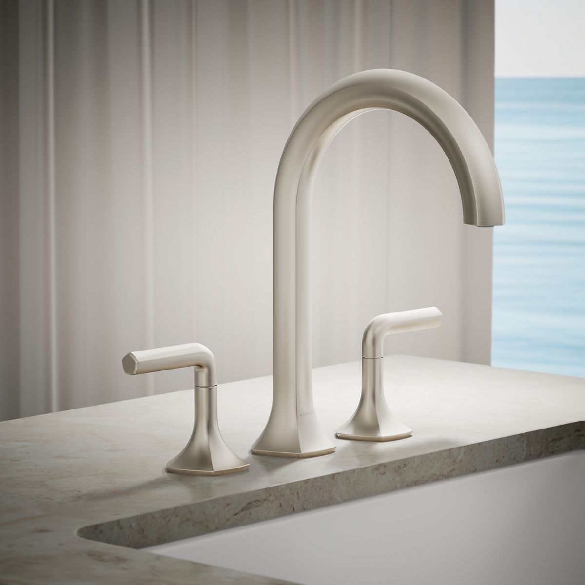 29737-occasion-deck-mount-bath-faucet-handles-with-lever-design-14.jpg Occasion® Deck-mount bath faucet handles with Lever design
