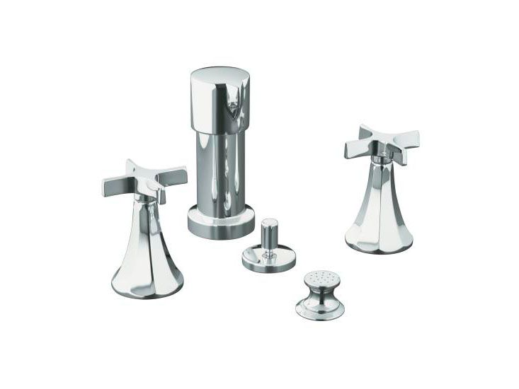Memoirs(R) bidet faucet with classic design and cross handles