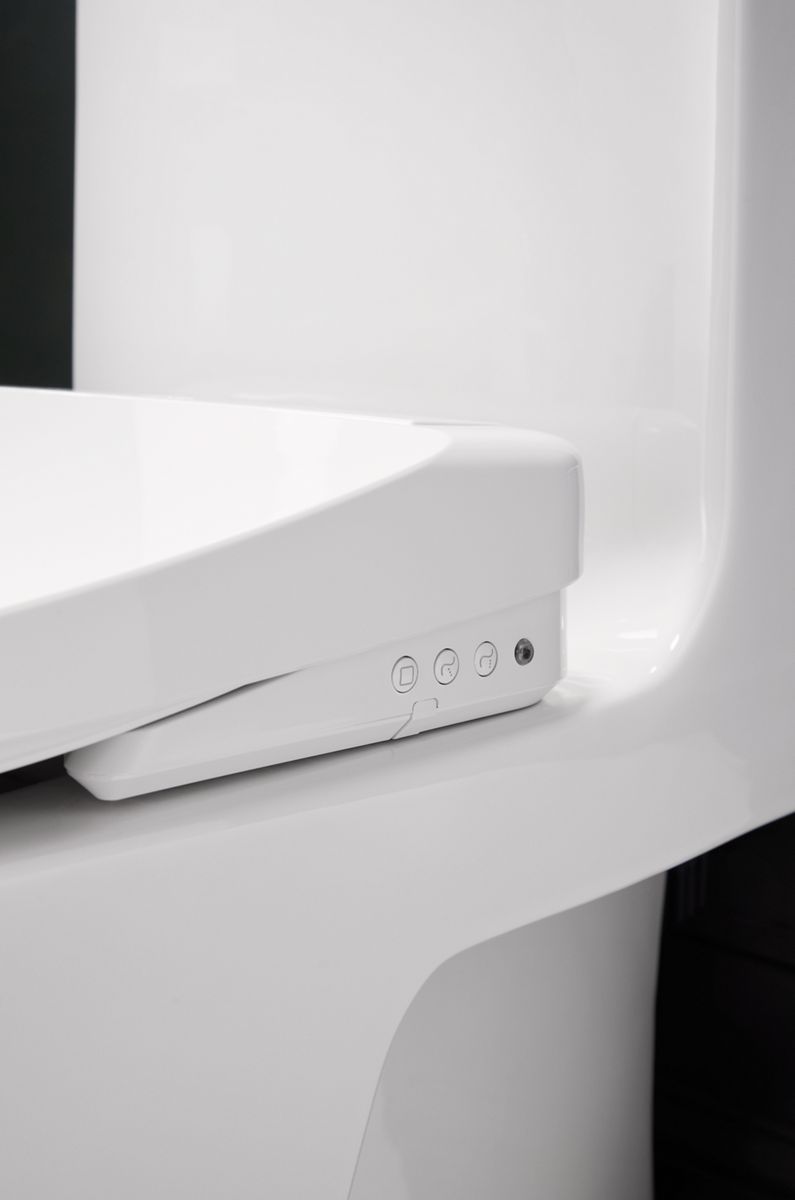 30797-purewash-e930-elongated-bidet-toilet-seat-with-remote-control-27.jpg PureWash® E930 Elongated bidet toilet seat with remote control
