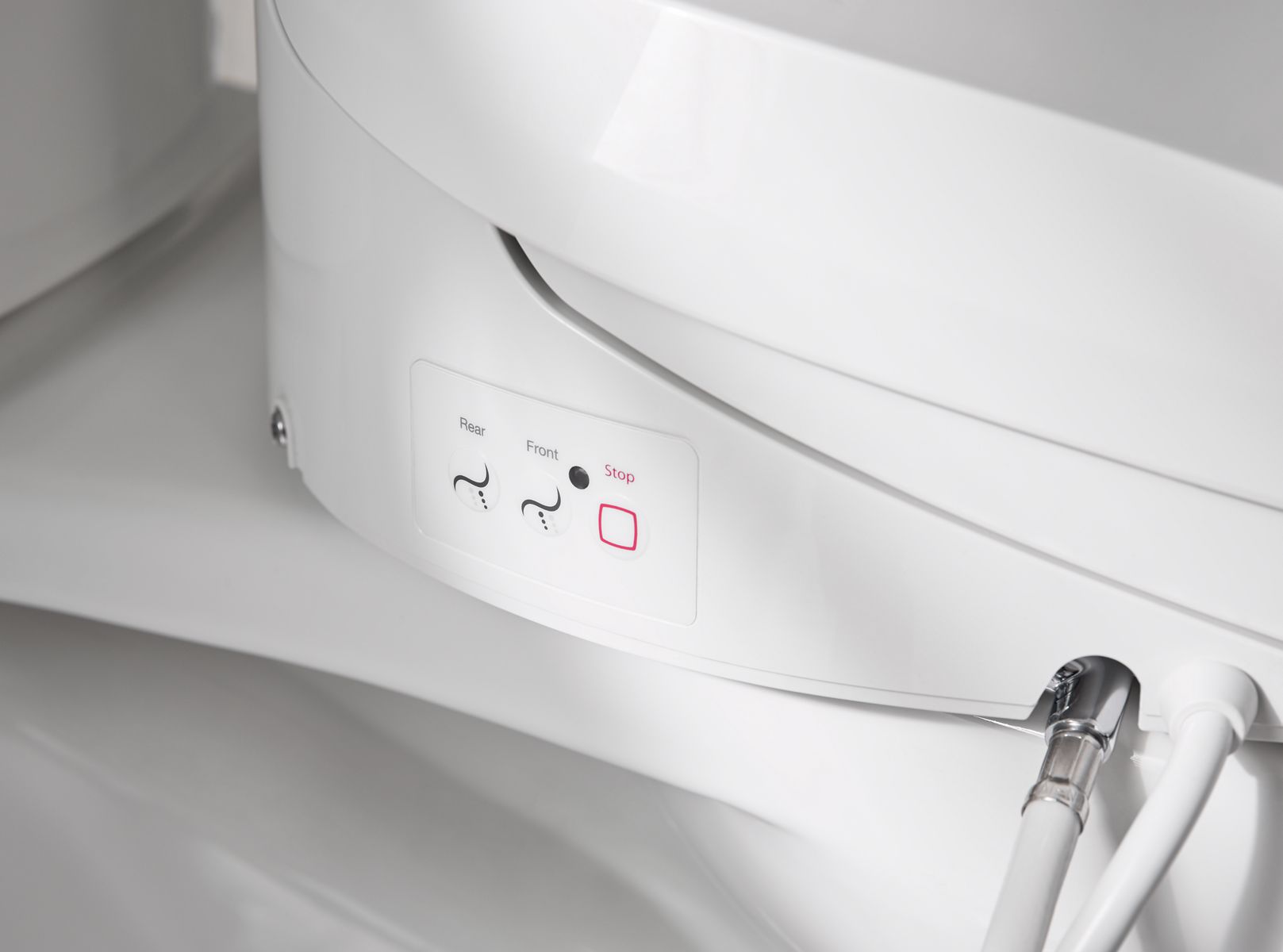 30810-purewash-e820-elongated-bidet-toilet-seat-with-remote-control-28.jpg PureWash® E820 Elongated bidet toilet seat with remote control