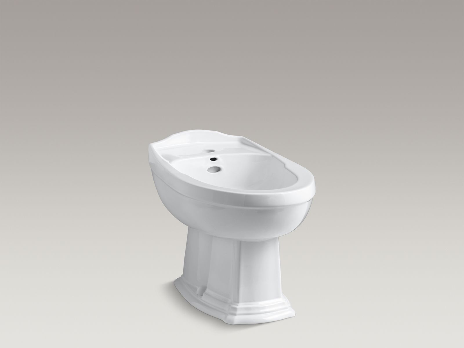 Portrait(R) horizontal spray bidet with single faucet hole