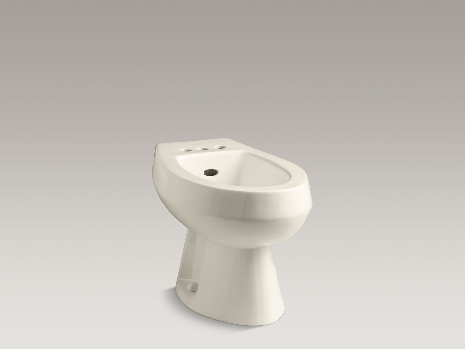 Amaretto(R) horizontal spray bidet with 3 faucet holes