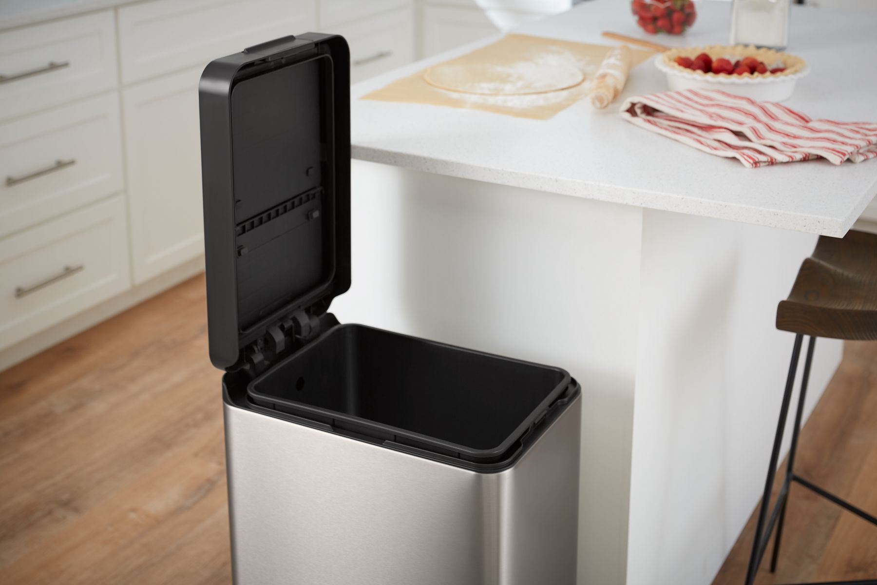 33598-13-gallon-stainless-steel-slim-step-trash-can-with-bifold-lid-6.jpg 13-gallon stainless steel slim step trash can with bifold lid