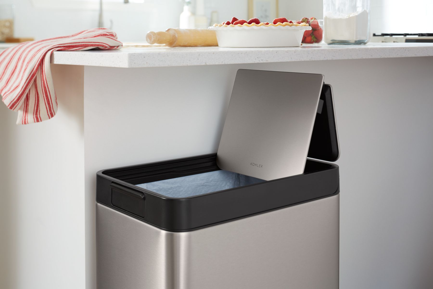 33598-13-gallon-stainless-steel-slim-step-trash-can-with-bifold-lid-9.jpg 13-gallon stainless steel slim step trash can with bifold lid