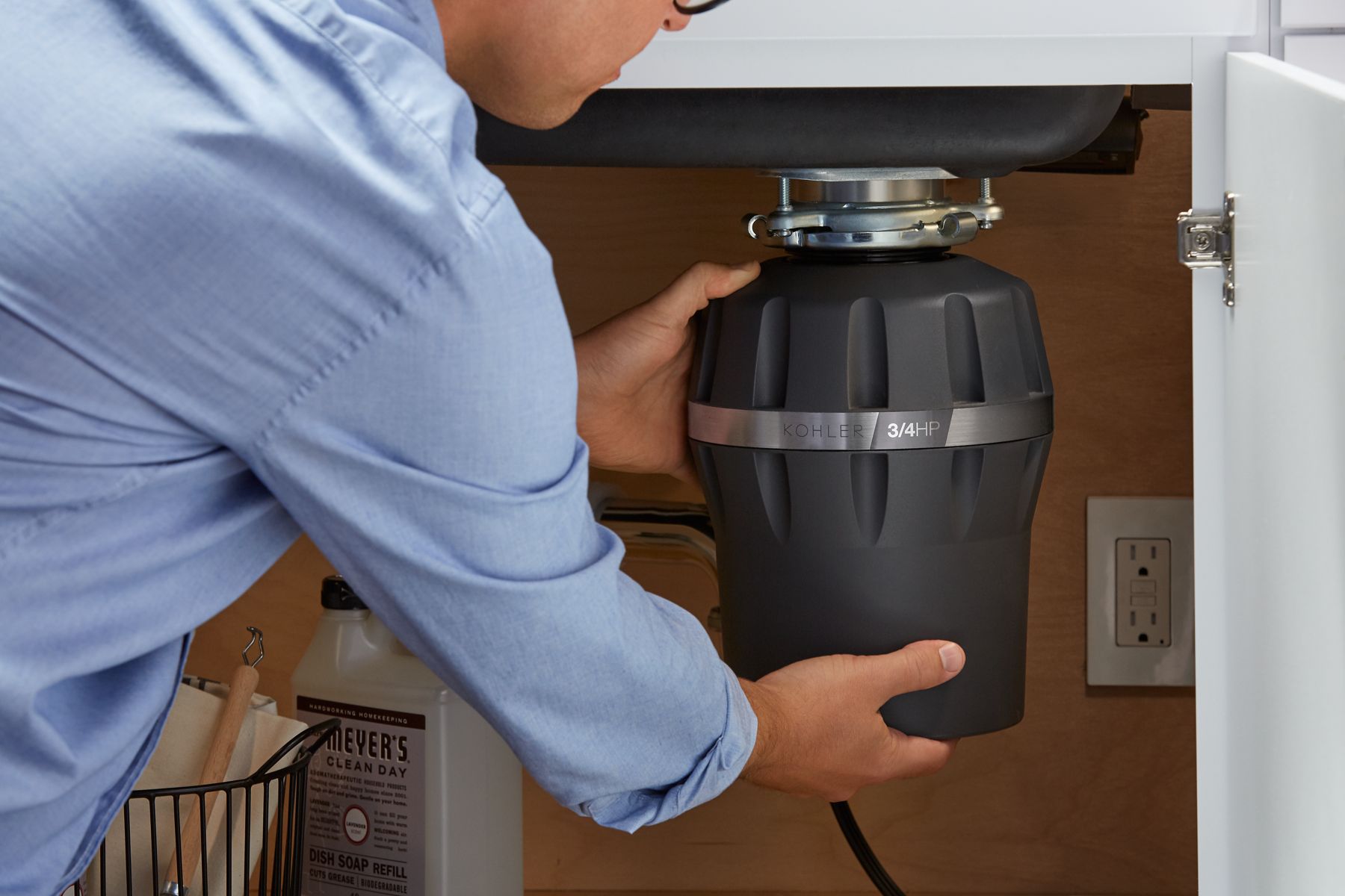 33652-reckon-3-4-hp-garbage-disposal-6.jpg Reckon™ 3/4 hp garbage disposal