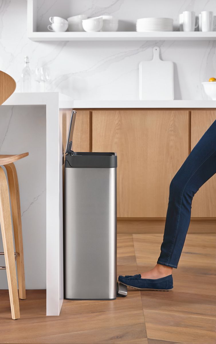 33707-8-gallon-loft-stainless-steel-step-trash-can-3.jpg 8-gallon loft stainless steel step trash can
