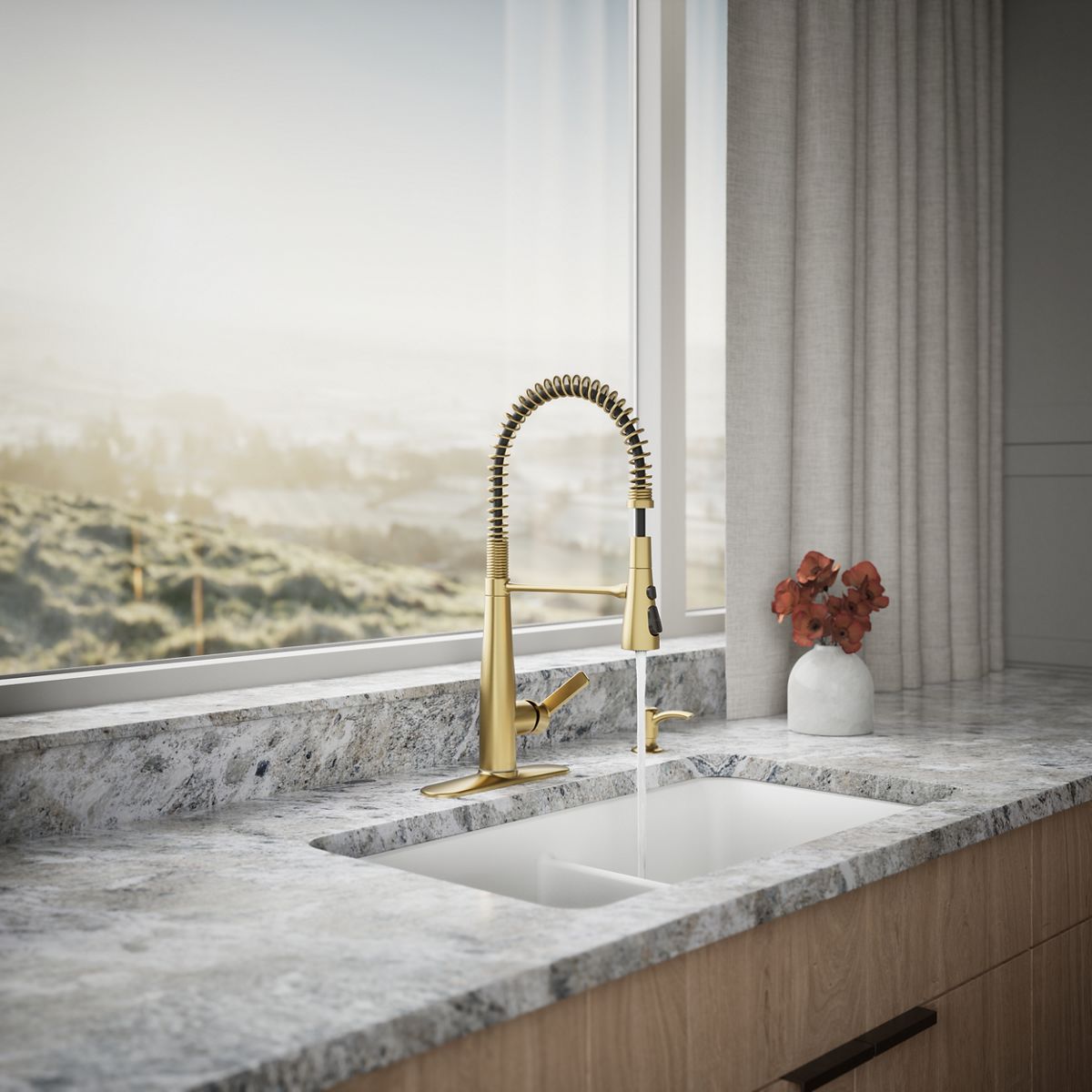 34430-semi-professional-kitchen-sink-faucet-with-soap-lotion-dispenser-7.jpg Semi-professional kitchen sink faucet with soap/lotion dispenser