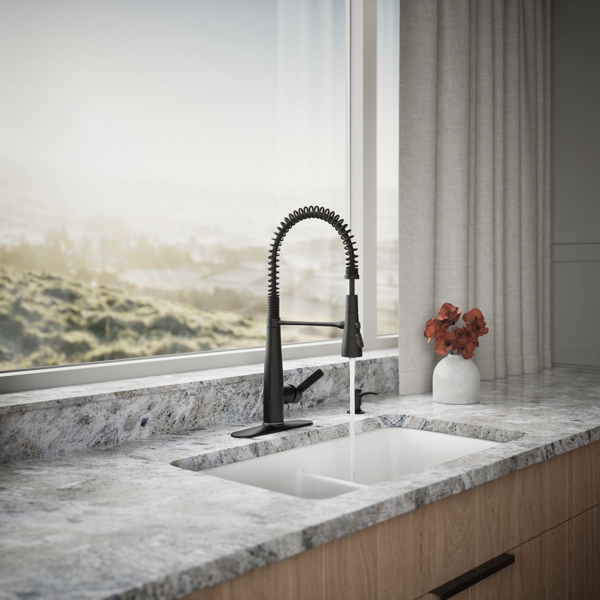 34430-semi-professional-kitchen-sink-faucet-with-soap-lotion-dispenser-8.jpg Semi-professional kitchen sink faucet with soap/lotion dispenser