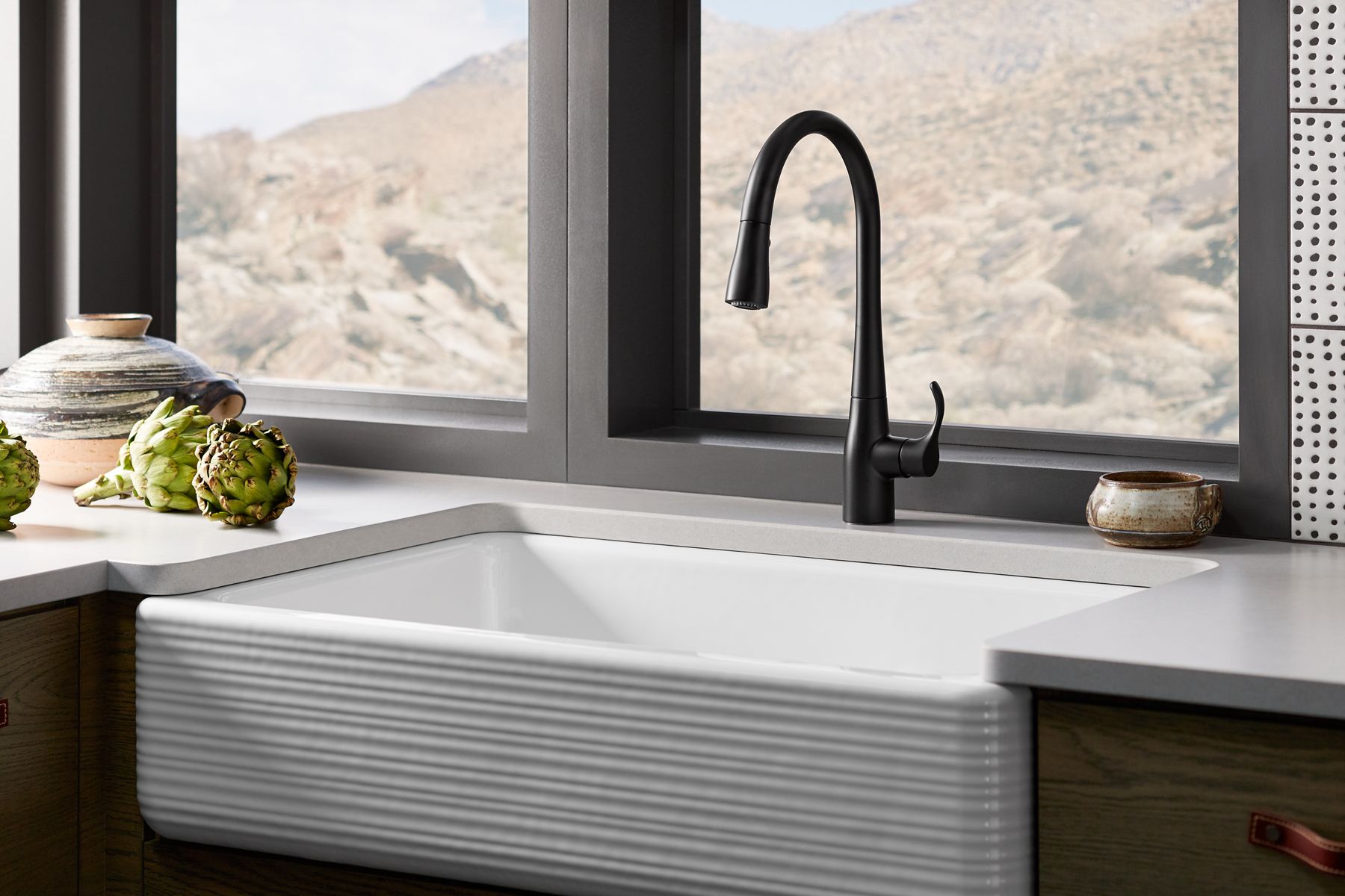 34818-simplice-pull-down-kitchen-sink-faucet-with-three-function-sprayhead-41.jpg Simplice® Pull-down kitchen sink faucet with three-function sprayhead