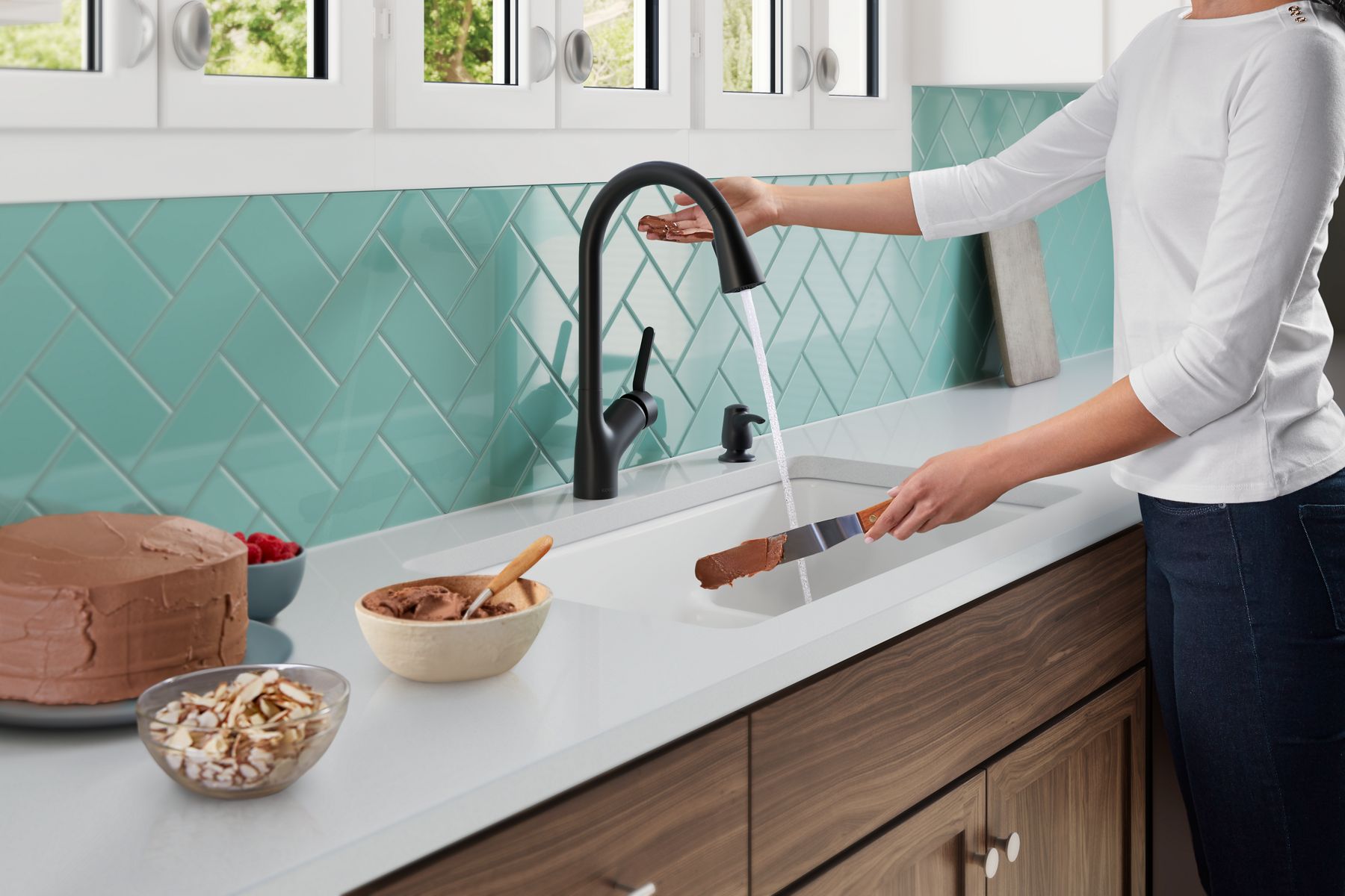 34842-setra-touchless-pull-down-kitchen-faucet-with-soap-lotion-dispenser-45.jpg Setra® Touchless pull-down kitchen faucet with soap/lotion dispenser