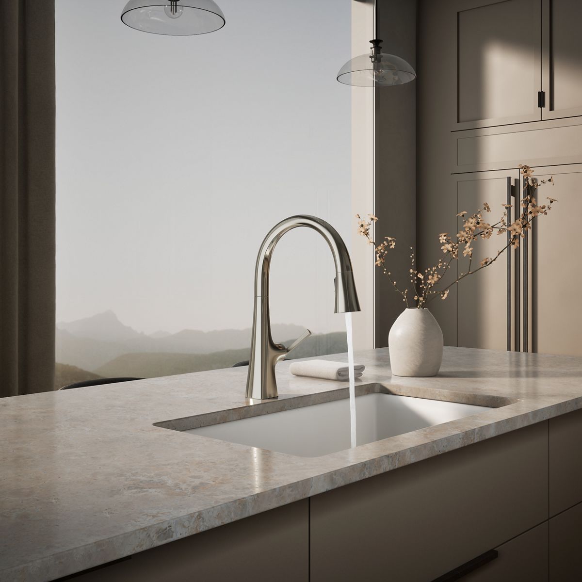 35724-graze-pull-down-kitchen-sink-faucet-with-three-function-sprayhead-29.jpg Graze® Pull-down kitchen sink faucet with three-function sprayhead