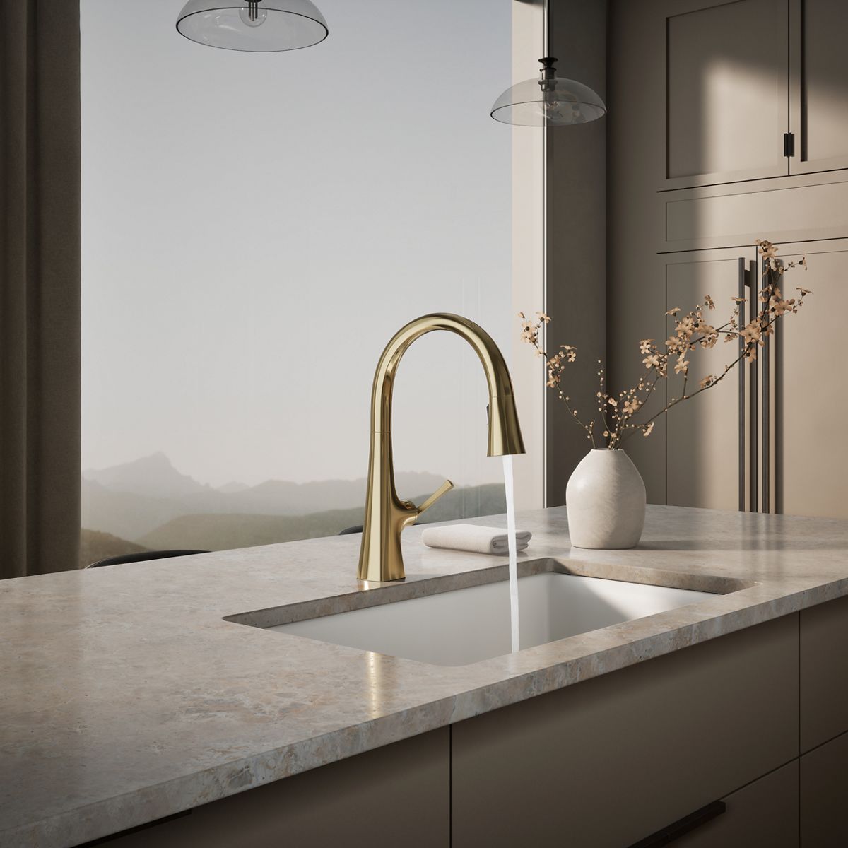 35724-graze-pull-down-kitchen-sink-faucet-with-three-function-sprayhead-32.jpg Graze® Pull-down kitchen sink faucet with three-function sprayhead