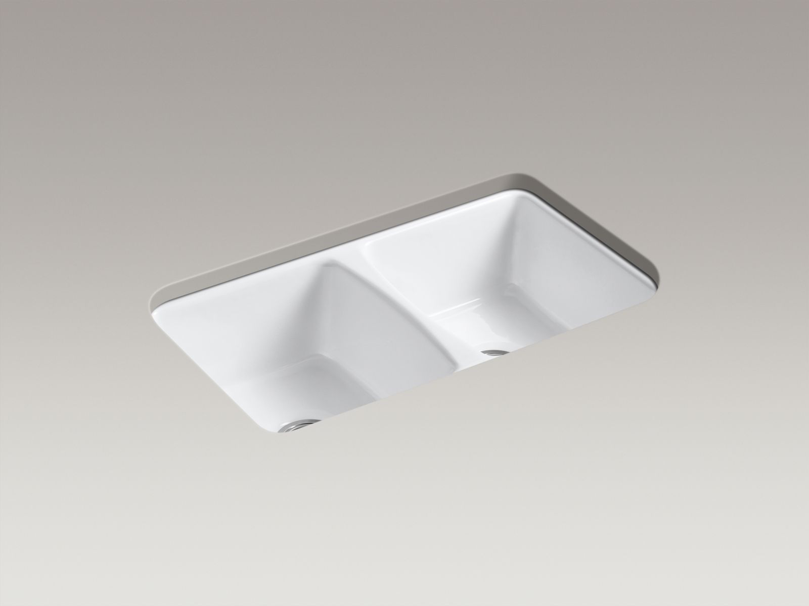 Deerfield(R) 33" x 22" x 8-5/8" under-mount double-equal kitchen sink with 5 oversize faucet holes