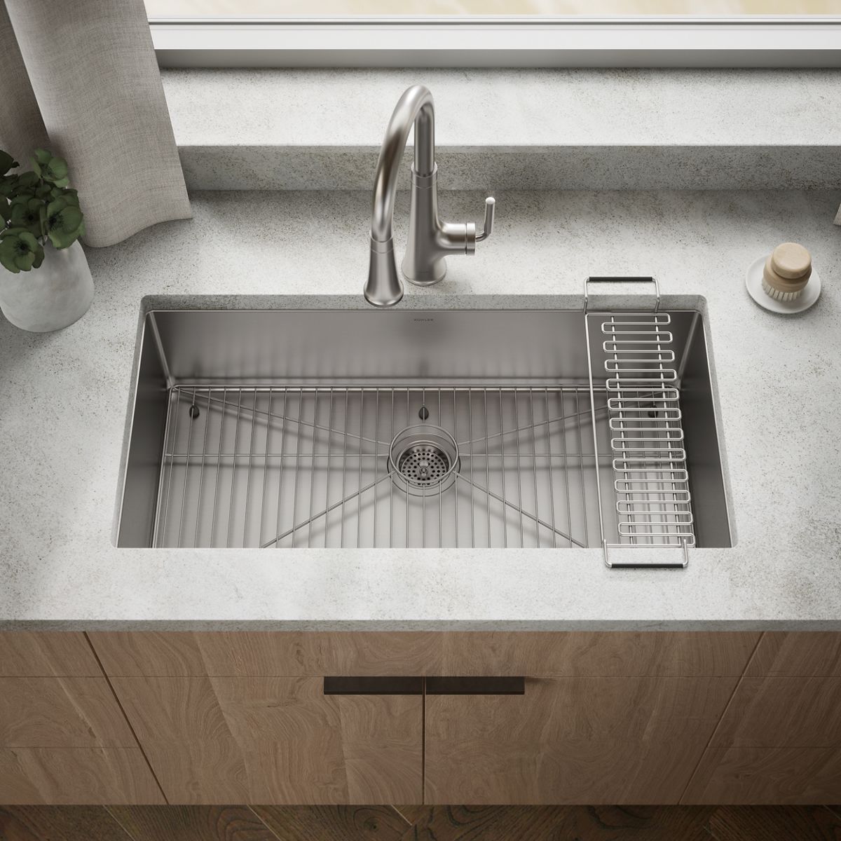 41092-strive-35-undermount-single-bowl-kitchen-sink-2.jpg Strive® 35" undermount single-bowl kitchen sink