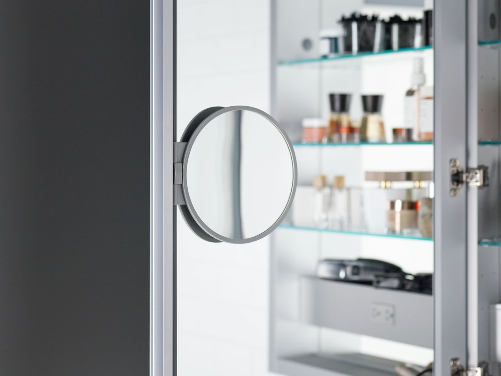 42383-verdera-40-x-30-lighted-medicine-cabinet-2.jpg Verdera® 40" x 30" lighted medicine cabinet