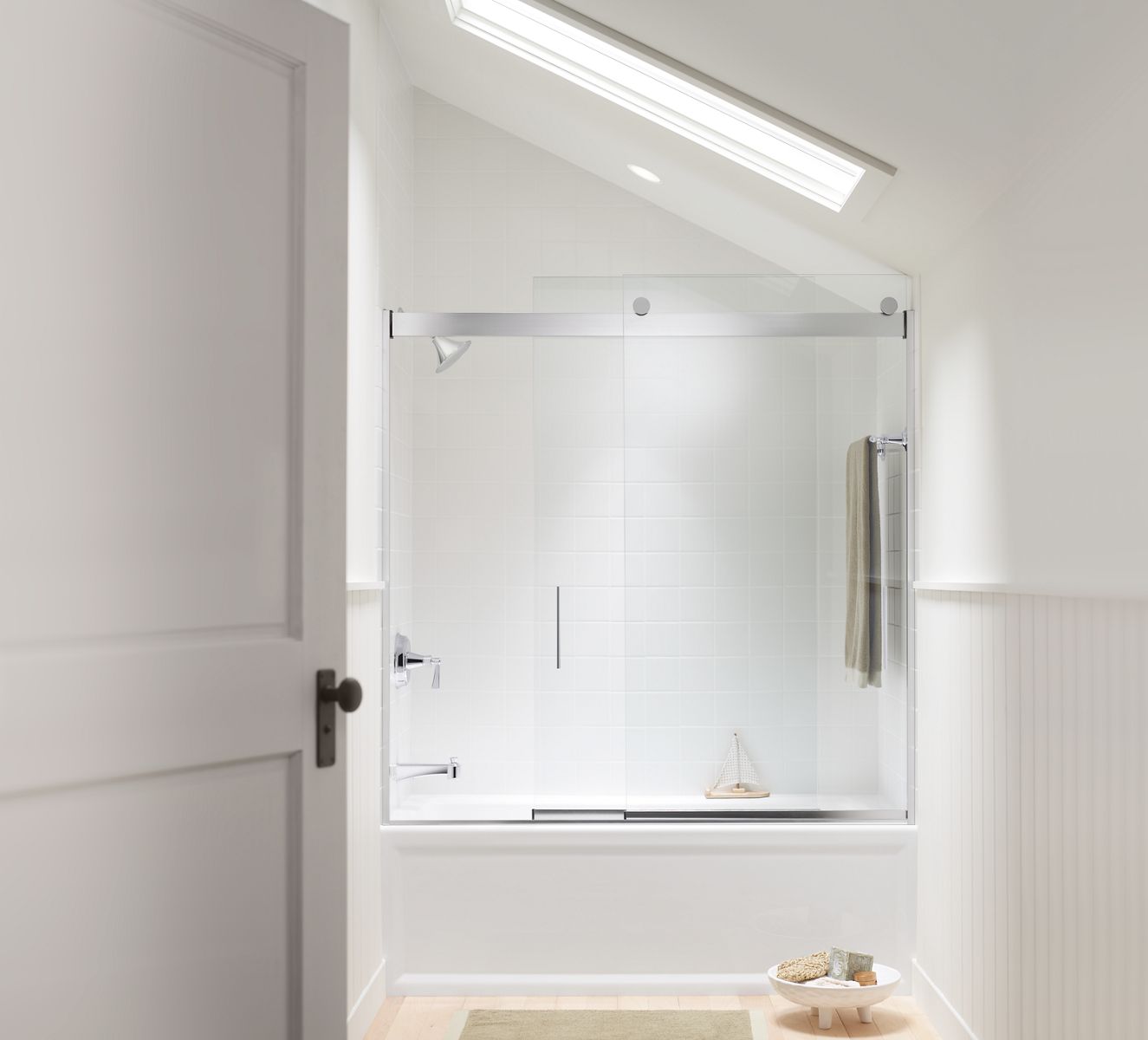 43833-levity-sliding-bath-door-59-3-4-h-x-56-5-8-59-5-8-w-with-1-4-thick-frosted-glass-6.jpg Levity® Sliding bath door, 59-3/4" H x 56-5/8 - 59-5/8" W, with 1/4" thick Frosted glass