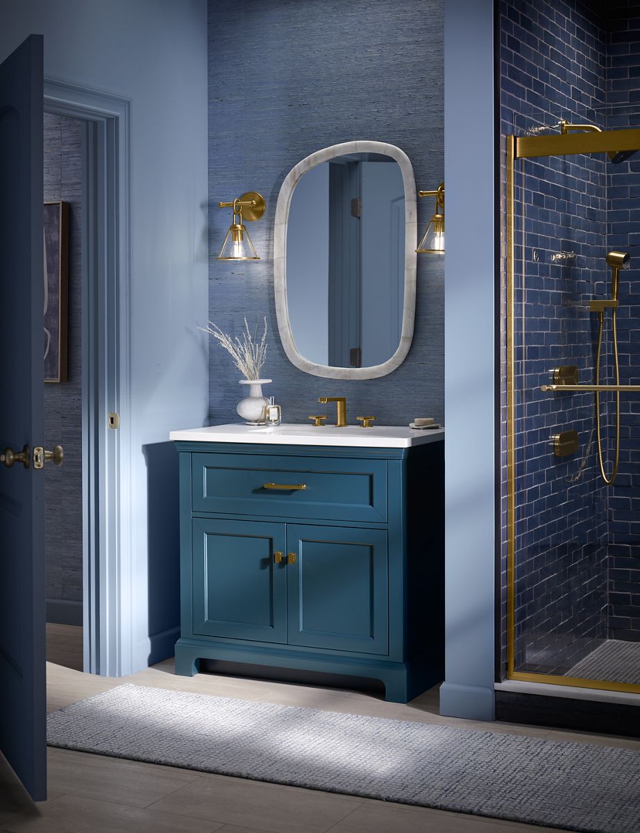 46645-statement-shower-arm-and-flange-10.jpg Statement® Shower arm and flange