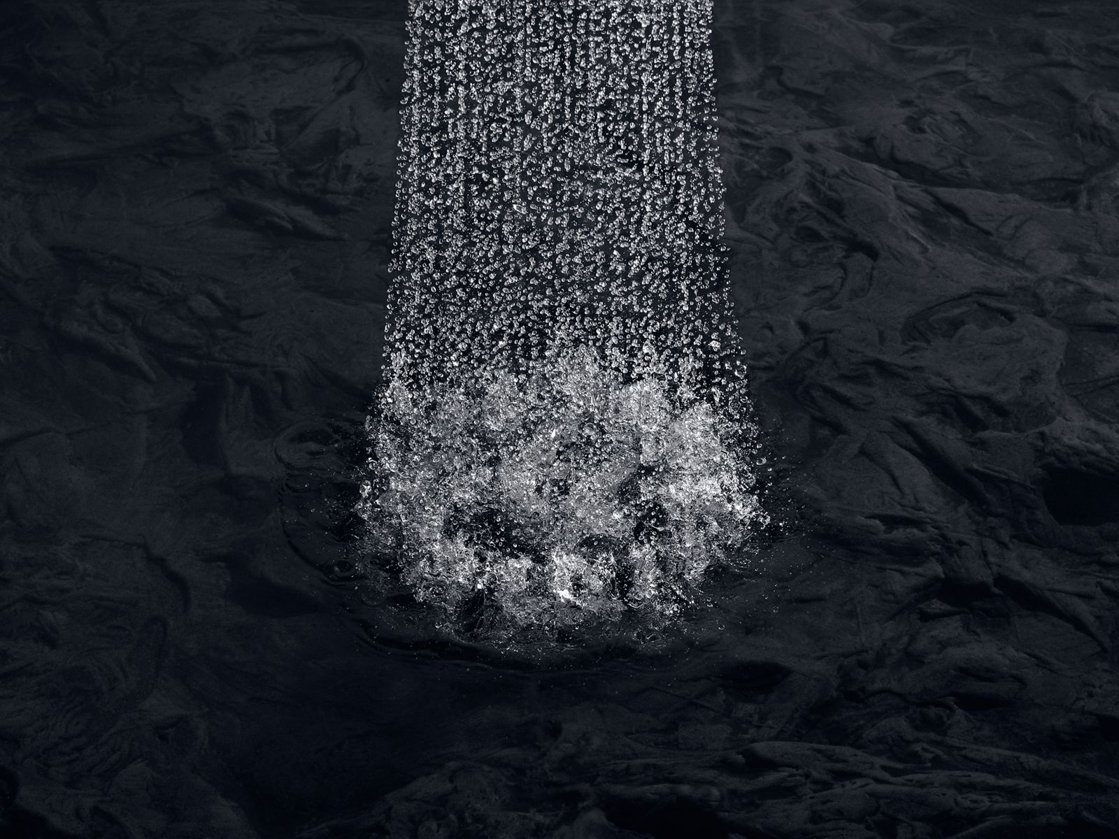 50903-moxie-single-function-showerhead-2-5-gpm-7.jpg Moxie® Single-function showerhead, 2.5 gpm