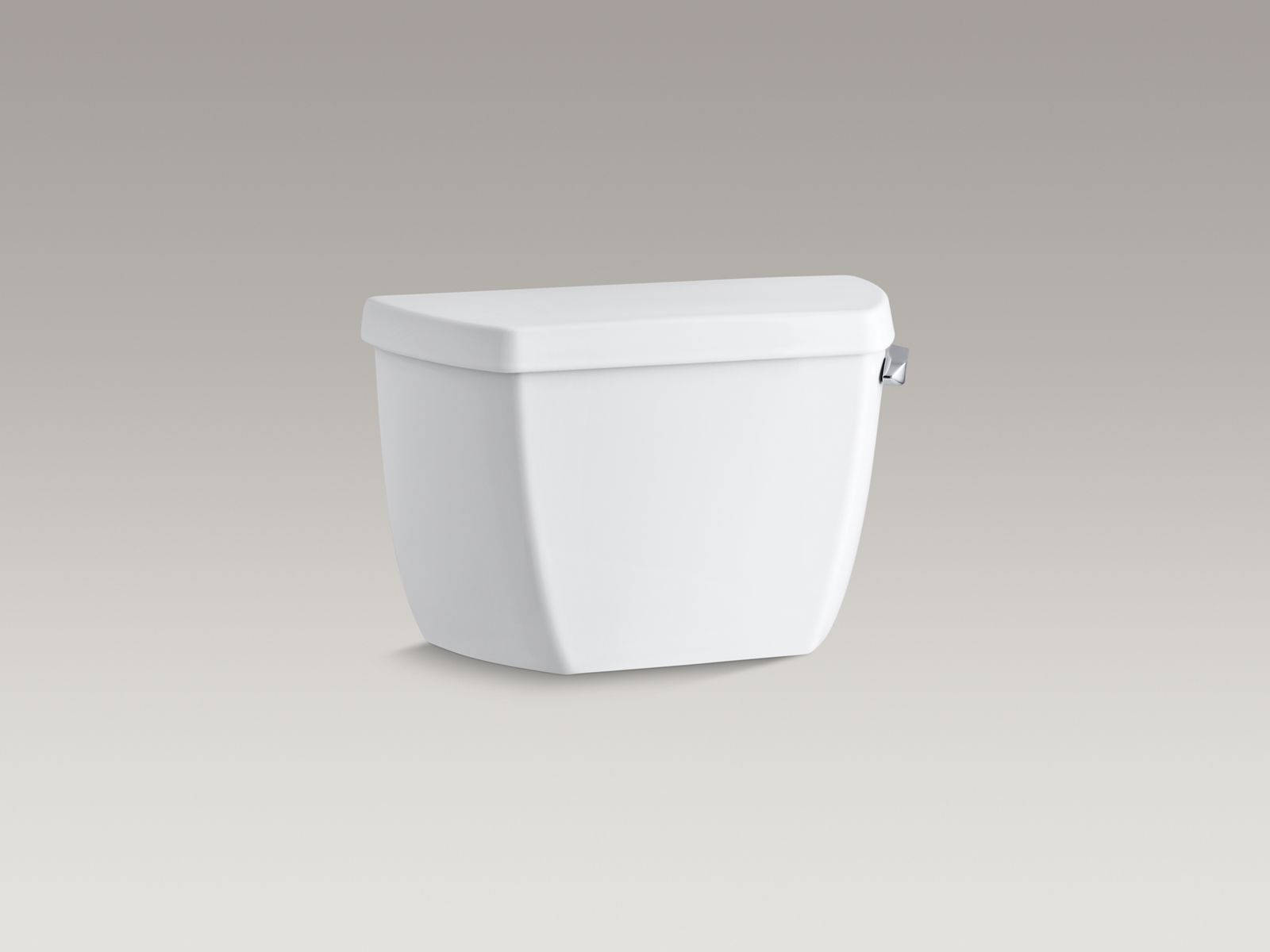 Wellworth(R) insulated toilet tank with Class Five(R) flushing technology and right-hand trip lever