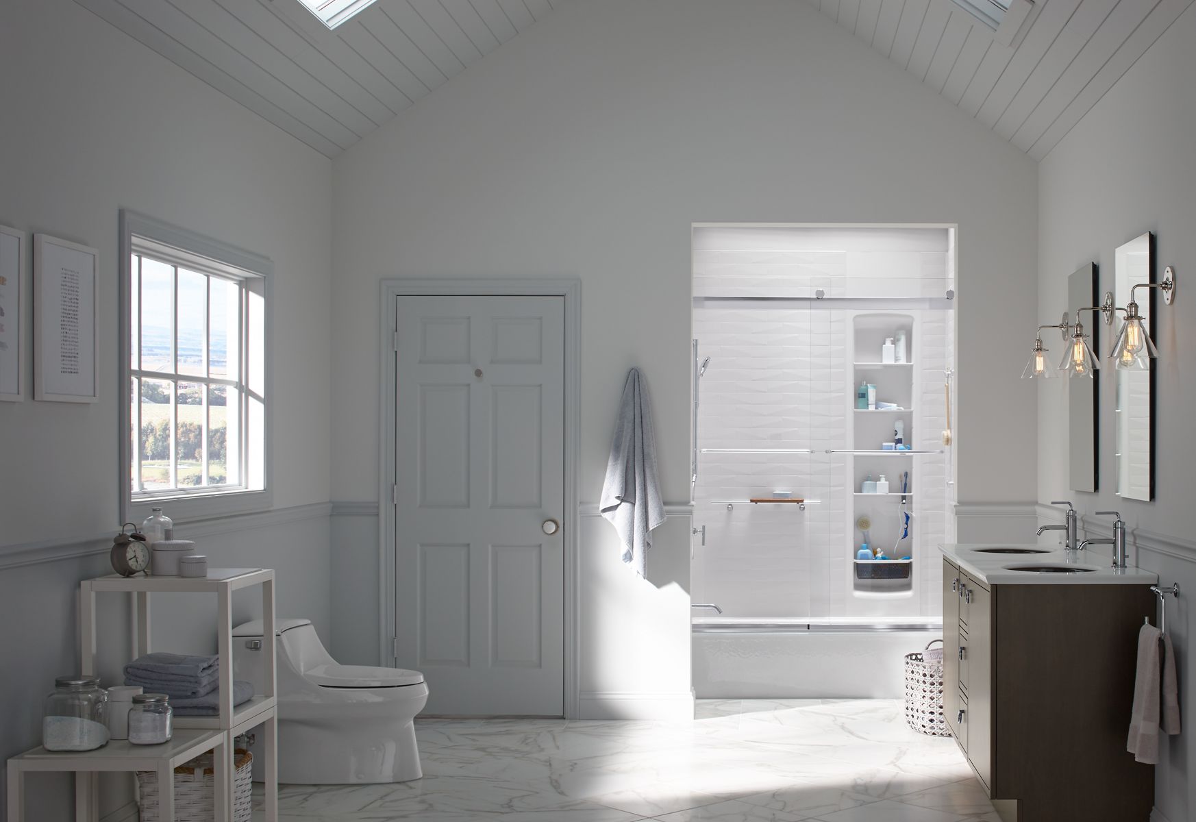 58166-san-raphael-one-piece-elongated-toilet-with-skirted-trapway-1-28-gpf-6.jpg San Raphael® One-piece elongated toilet with skirted trapway, 1.28 gpf