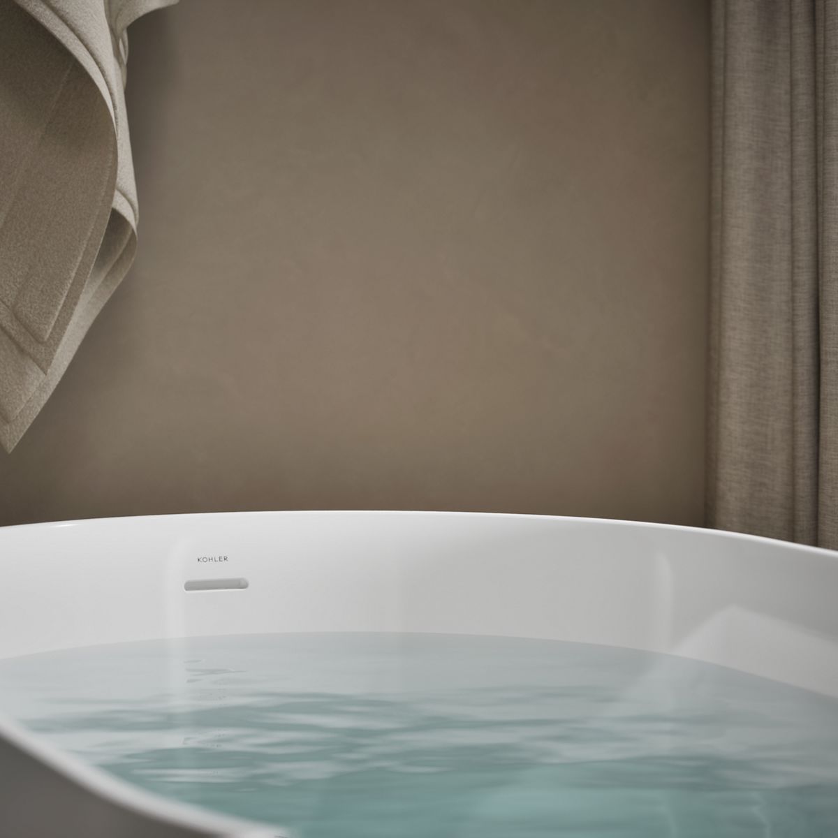 6570-brazn-66-x-35-freestanding-bath-24.jpg Brazn® 66" x 35" freestanding bath